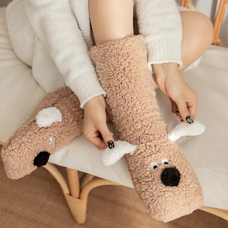 Cute Puppy Plush Floor Socks for Women, Soft Warm Cartoon Animal Non-Slip Indoor Winter Socks
